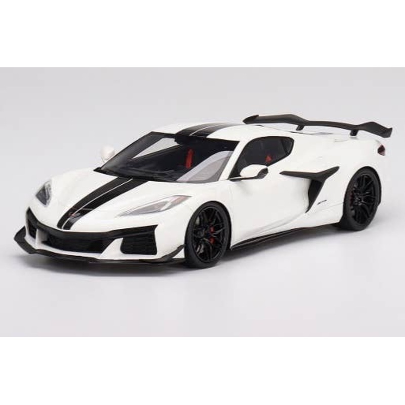 1/18 Chevrolet Corvette Z06 2023 Arctic White