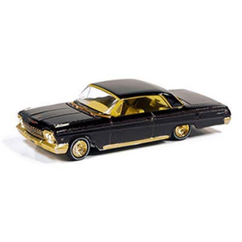 1/64 Custom Lowrider 1962 Chevrolet Impala SS Hard Top (Black & Gold)