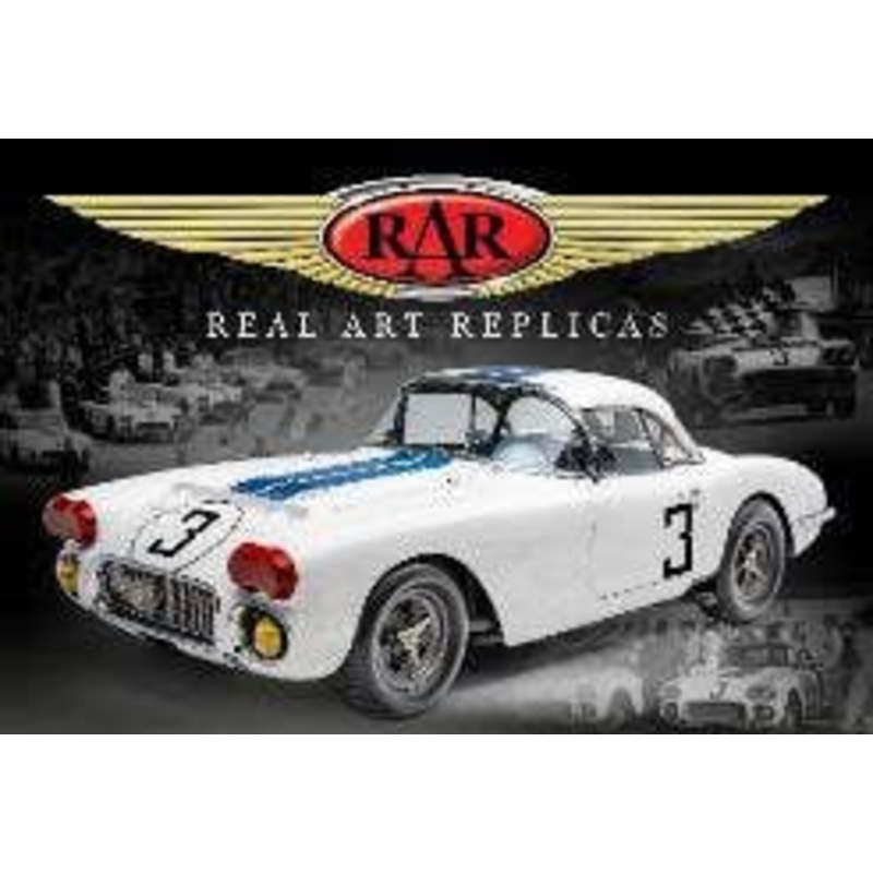 1/18 Chevrolet Corvette Cunningham 1960 Le Mans 24 Hours #3 Class Winner