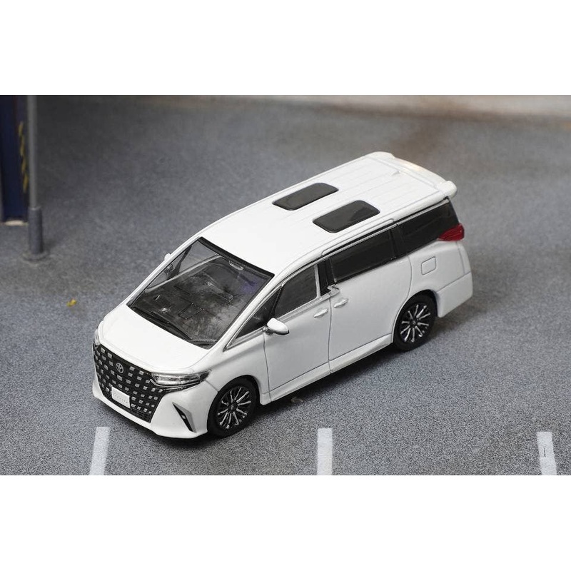 1/64 Toyota Alphard 2023 (Rhd) White