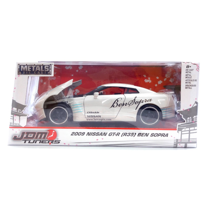 1/24 JDM Tuners 2009 Nissan GT-R R35 BenSopra White