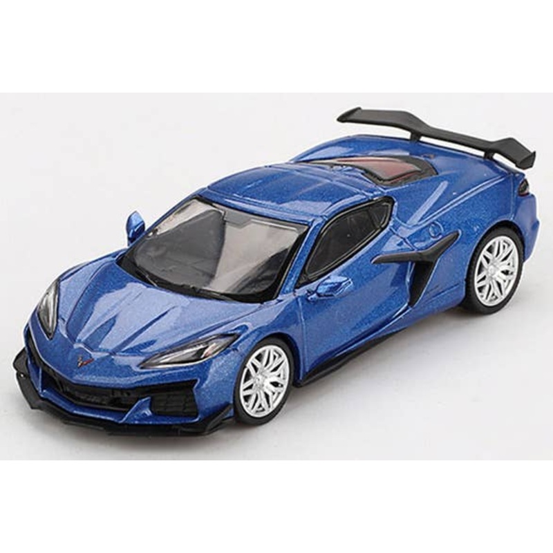 1/64 Chevrolet Corvette Z06 2023 Elkhart Lake Blue Metallic (Right Hand Drive)