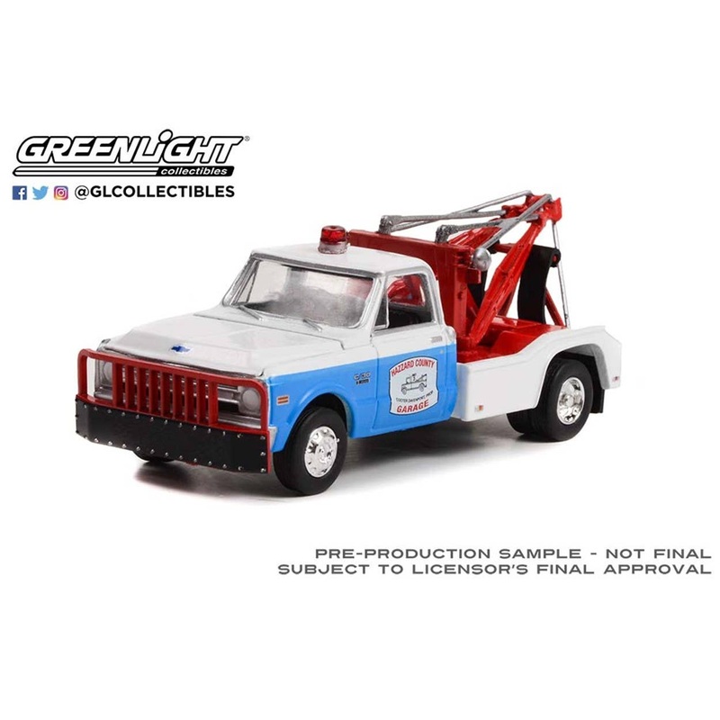 1/64 GreenLight 1969 Chevrolet C-30 Dually Wrecker - Hazzard County Garage