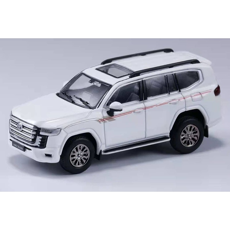 1/64 Toyota Land Cruiser LC300 - LHD White
