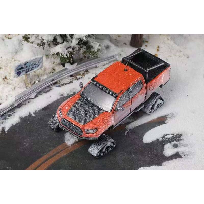 1/64 Toyota Tacoma 2022 - Ski Version / With Accessories Orange / Snowflake Pattern