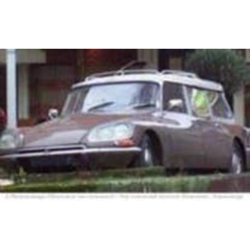 1/43 Citroen DS 23 Break 1974 Scarab Brown