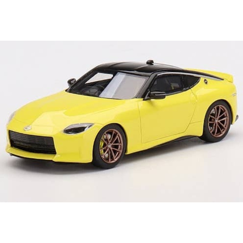 1/43 Nissan Fairlady Z Protospec 2023 Squid Zuchi Yellow (Right-Hand Drive)
