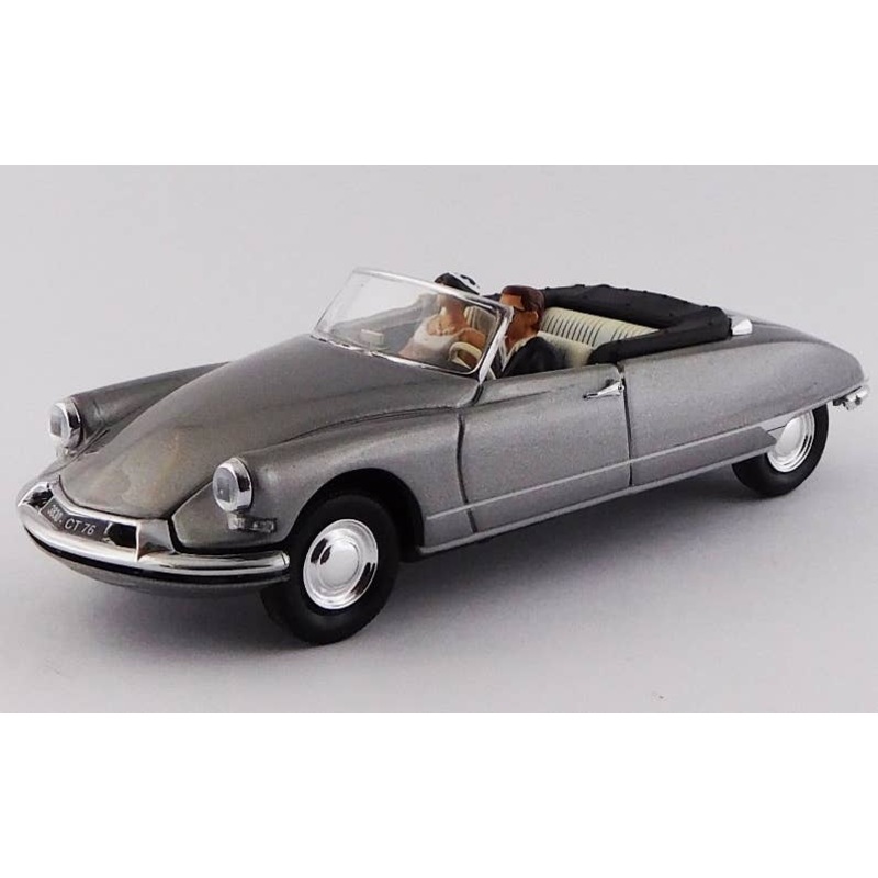 1/43 Citroen DS 19 Cabriolet 1961 with Bride & Groom Figure