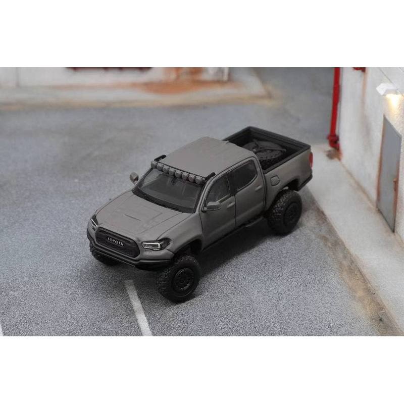1/64 Toyota TACOMA TRD Pro 2022- (Lhd) -Mud Gray