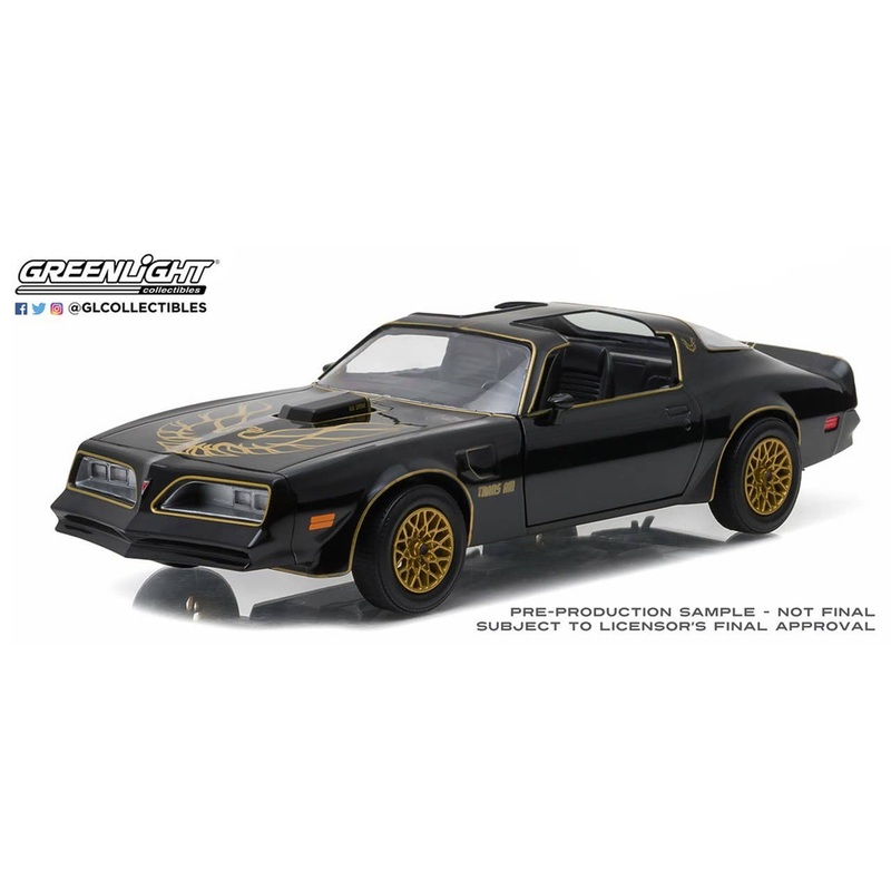 1/24 GreenLight 1977 Pontiac Firebird Trans Am - Starlite Black with Golden Eagle Hood
