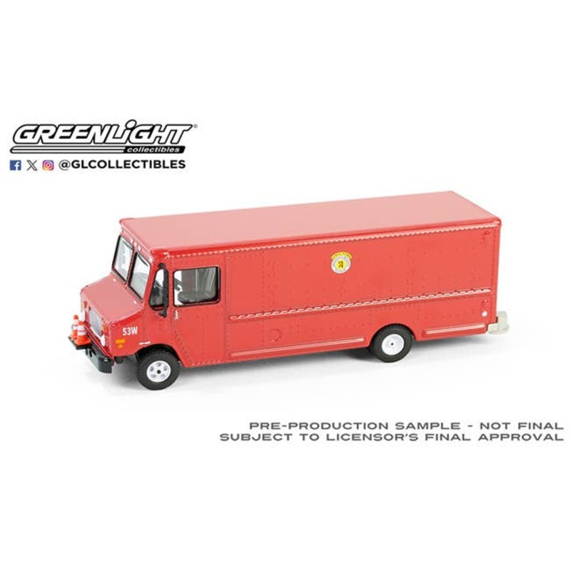 1/64 GreenLight 2020 Step Van with Traffic Cone Mounts Village of Arlington Heights