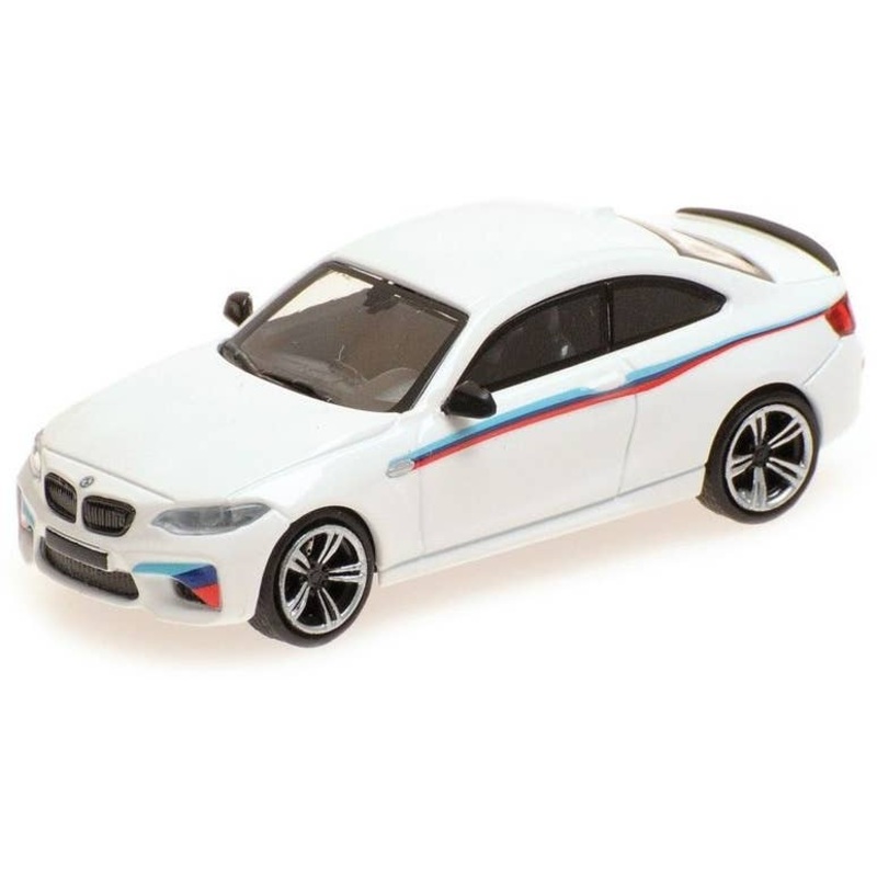 1/87 BMW M2 2016 White Presentation