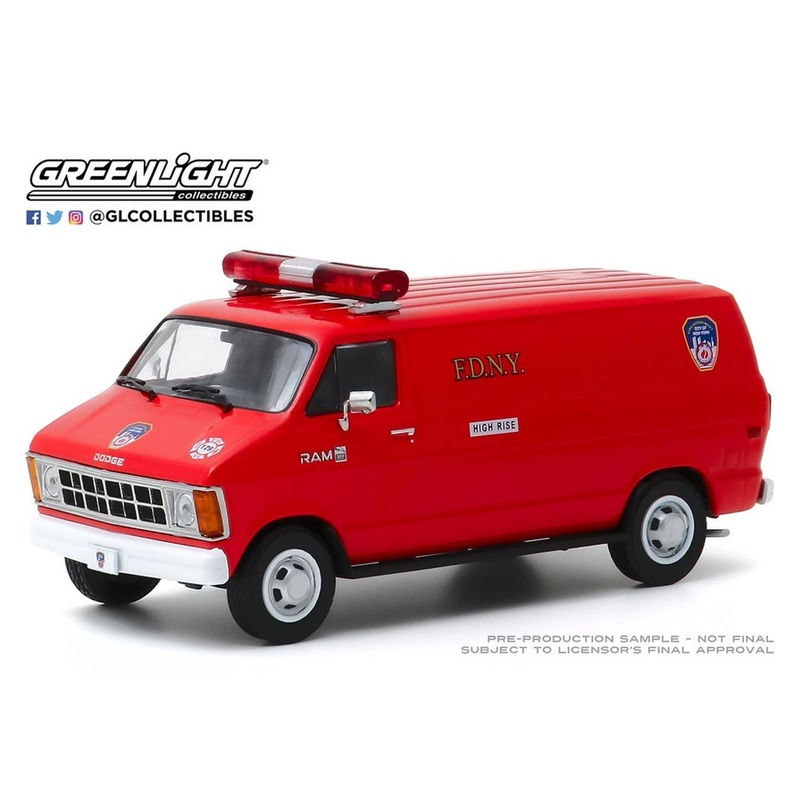 1/43 GreenLight 1983 Dodge Ram B250 Van FDNY (The Official Fire Department City of New York)