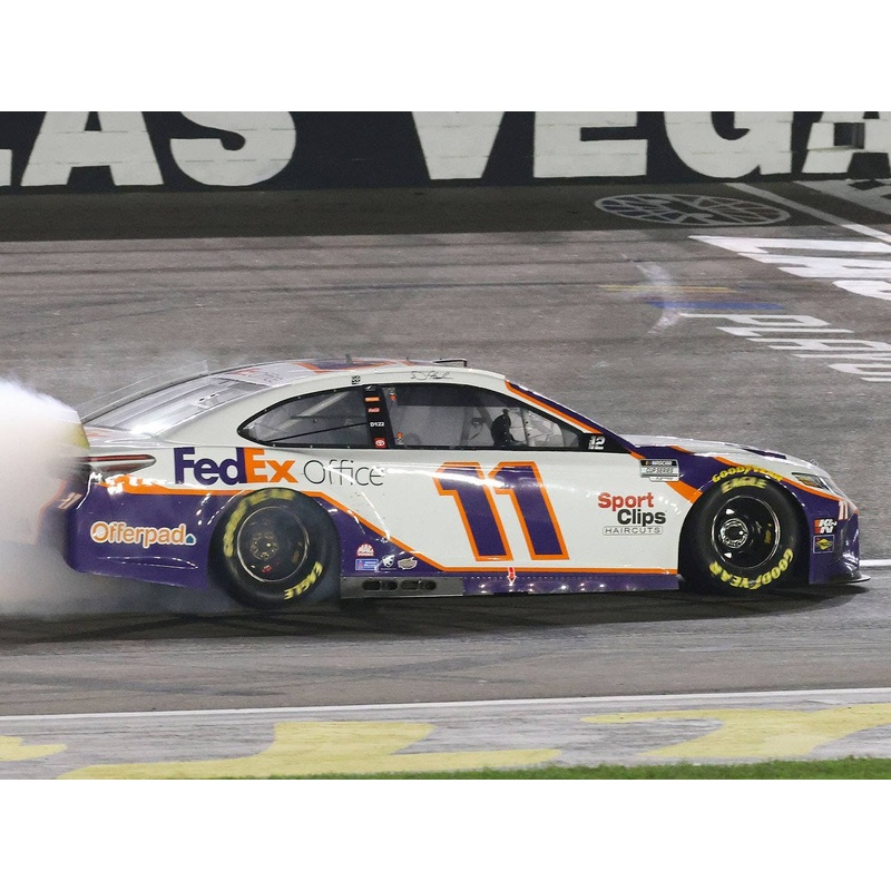 1/24 Denny Hamlin # 11 FedEx Office Las Vegas Motor Speedway TOYOTA Camry NASCAR 2021 South Point 400 Winner (Hood Open)
