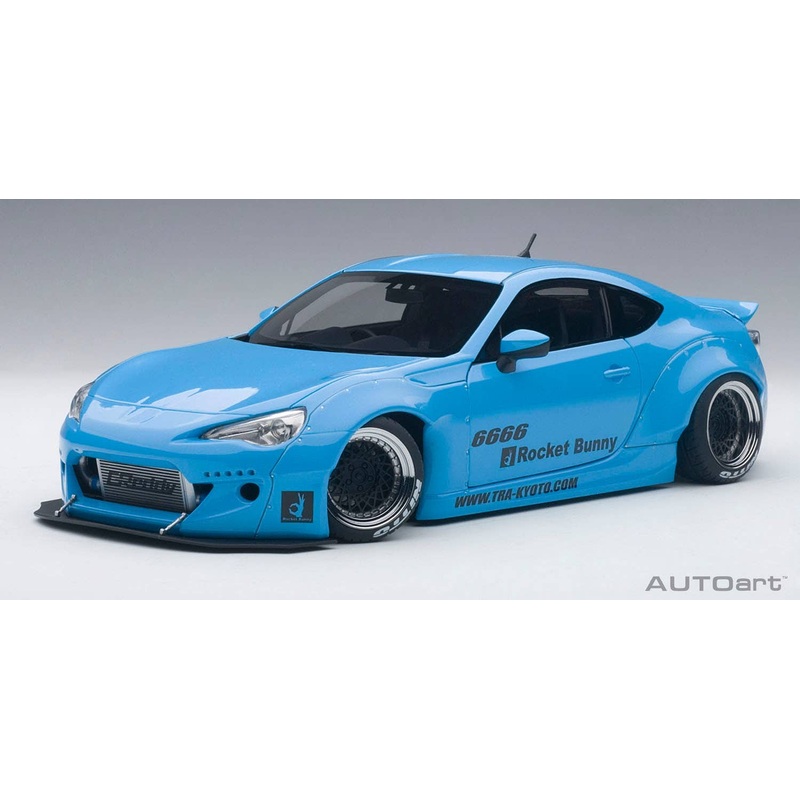 1/18 Rocket Bunny 86 (Metallic Sky Blue: Black Wheel)