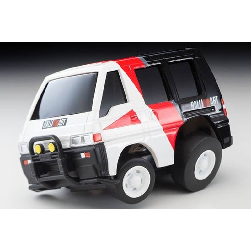 QS-08b Mitsubishi Delica Star Wagon 4WD (Ralliart)