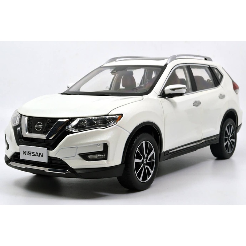1/18 Nissan Rogue 2018 White