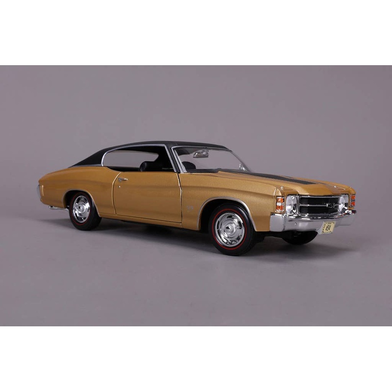 1/18 1971 Chevrolet Chevelle Ss454 Sports Coupe Gold/Black